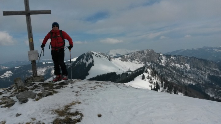 Am Gipfel des Kl. Königskogel. Im Hintergrund die Prolos.